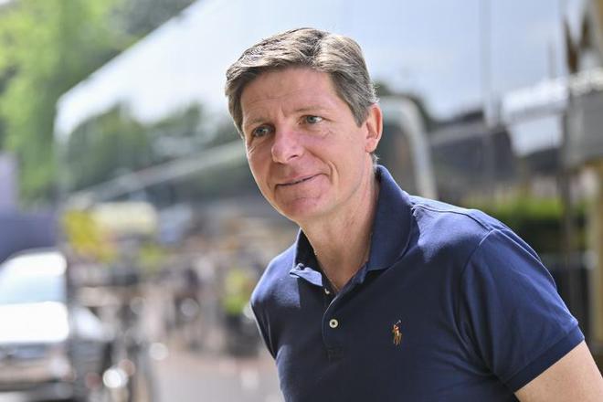 記者：萊比錫選帥考慮格拉斯納、弗蘭克等，非謝周三主帥羅爾首選。