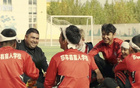 這群少年見(jiàn)光于黑暗，不狂不放，不申花。